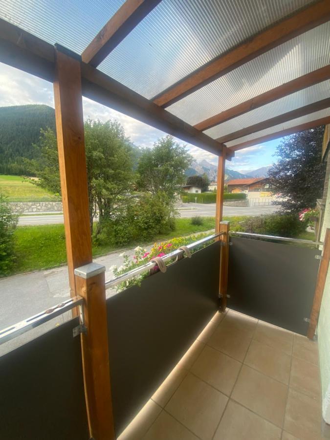 Haus Bergfriede 2 Hotell Obsteig Eksteriør bilde
